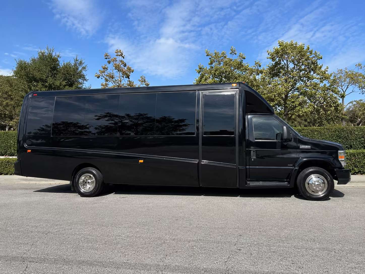book a bus for your next convention or trade show 2