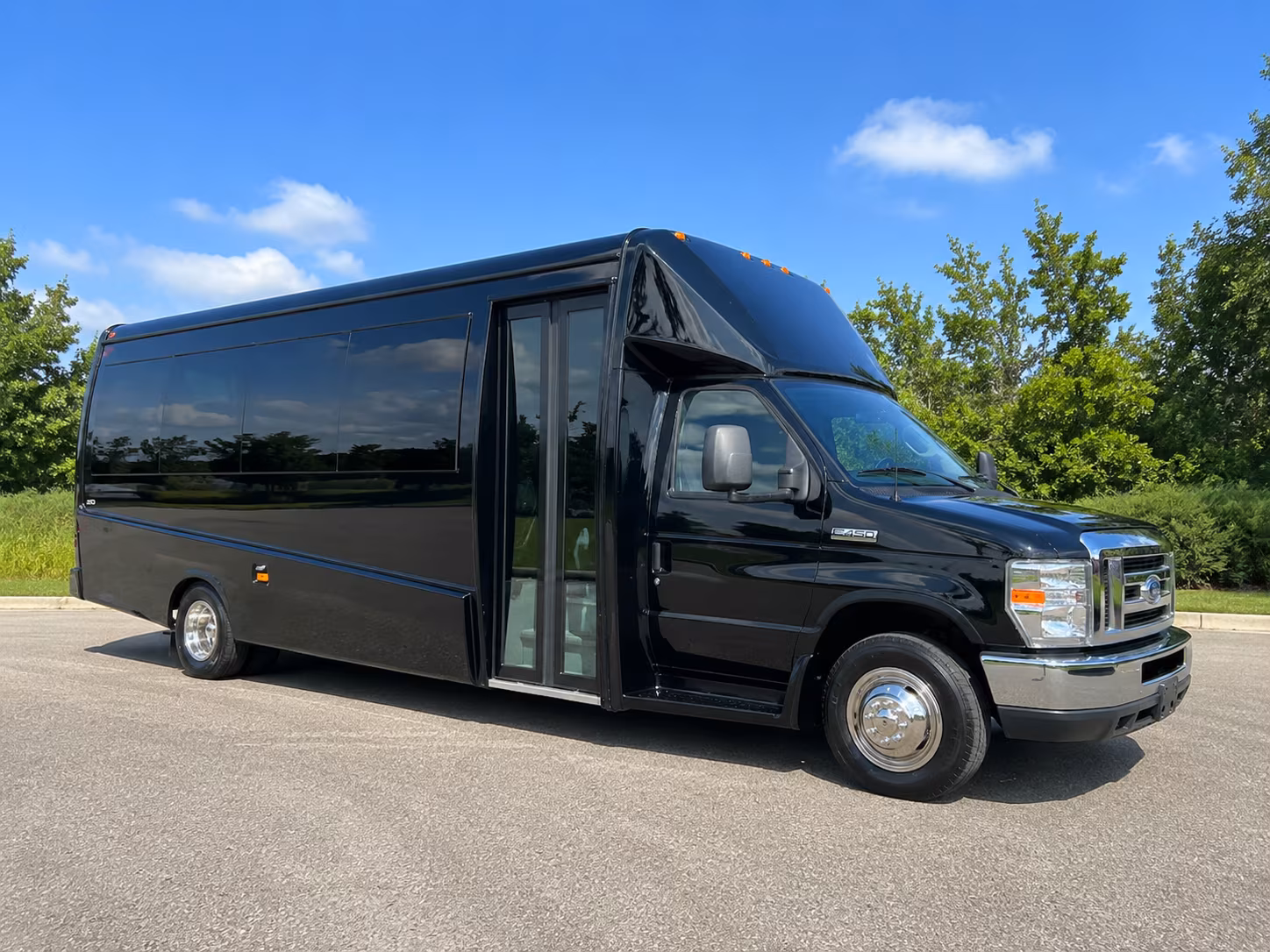 book a bus for your next corporate event 4