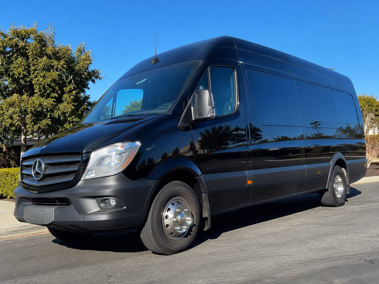 book a bus for your next sporting event 5