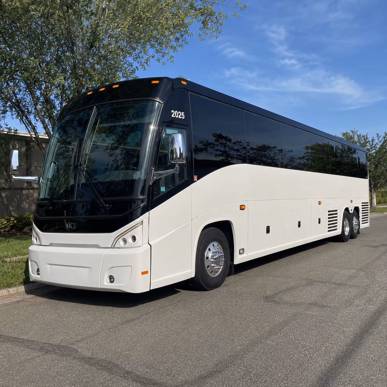 charter buses for multi day conferences on the kirkland and eastside corridor