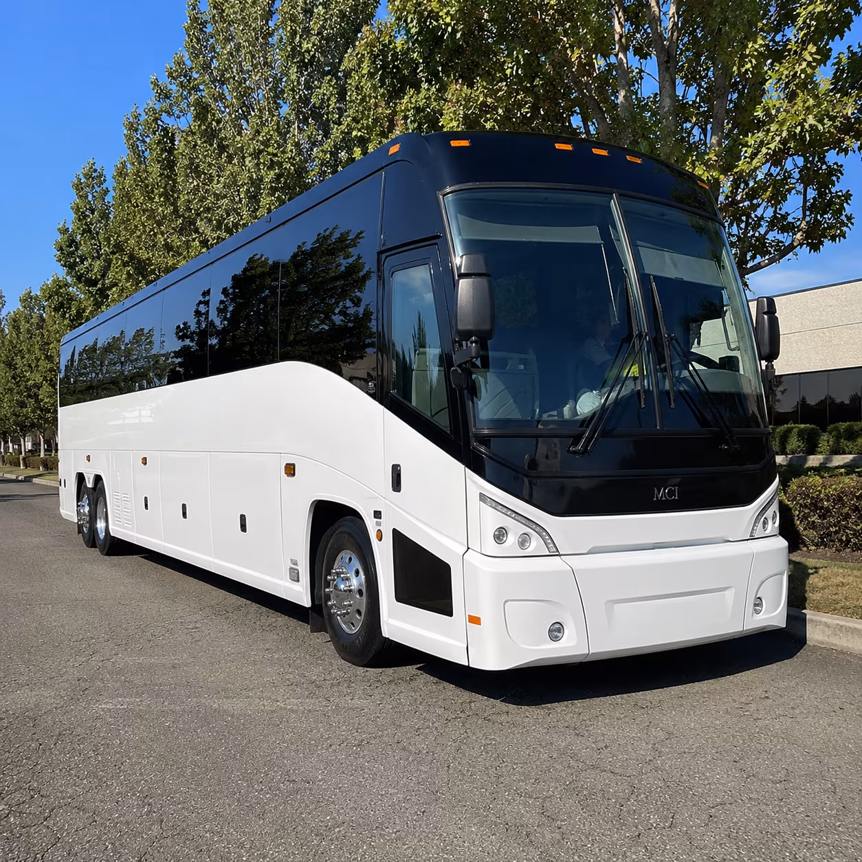 kirkland 50 passenger charter bus