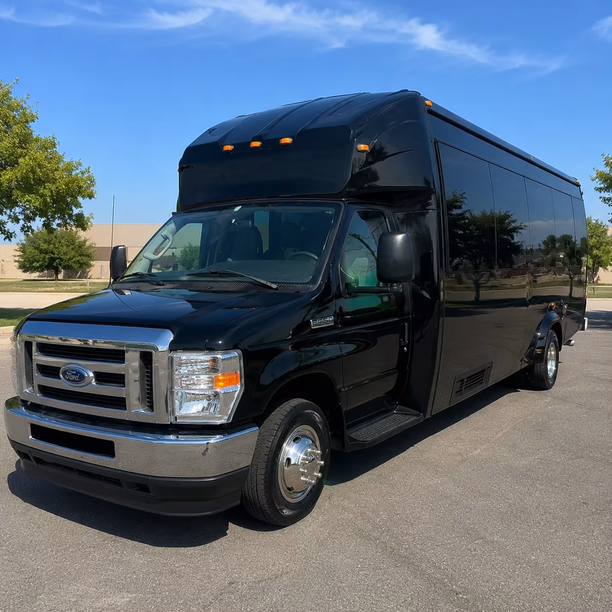 kirkland concert party bus rental