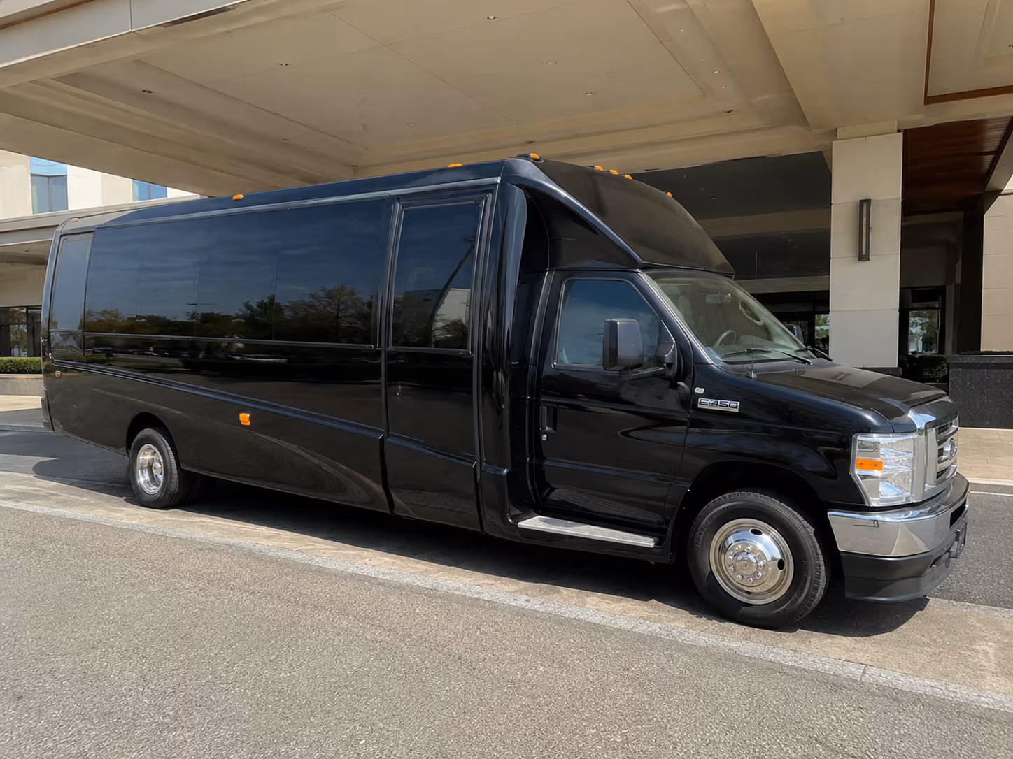 kirkland new years eve party bus rental