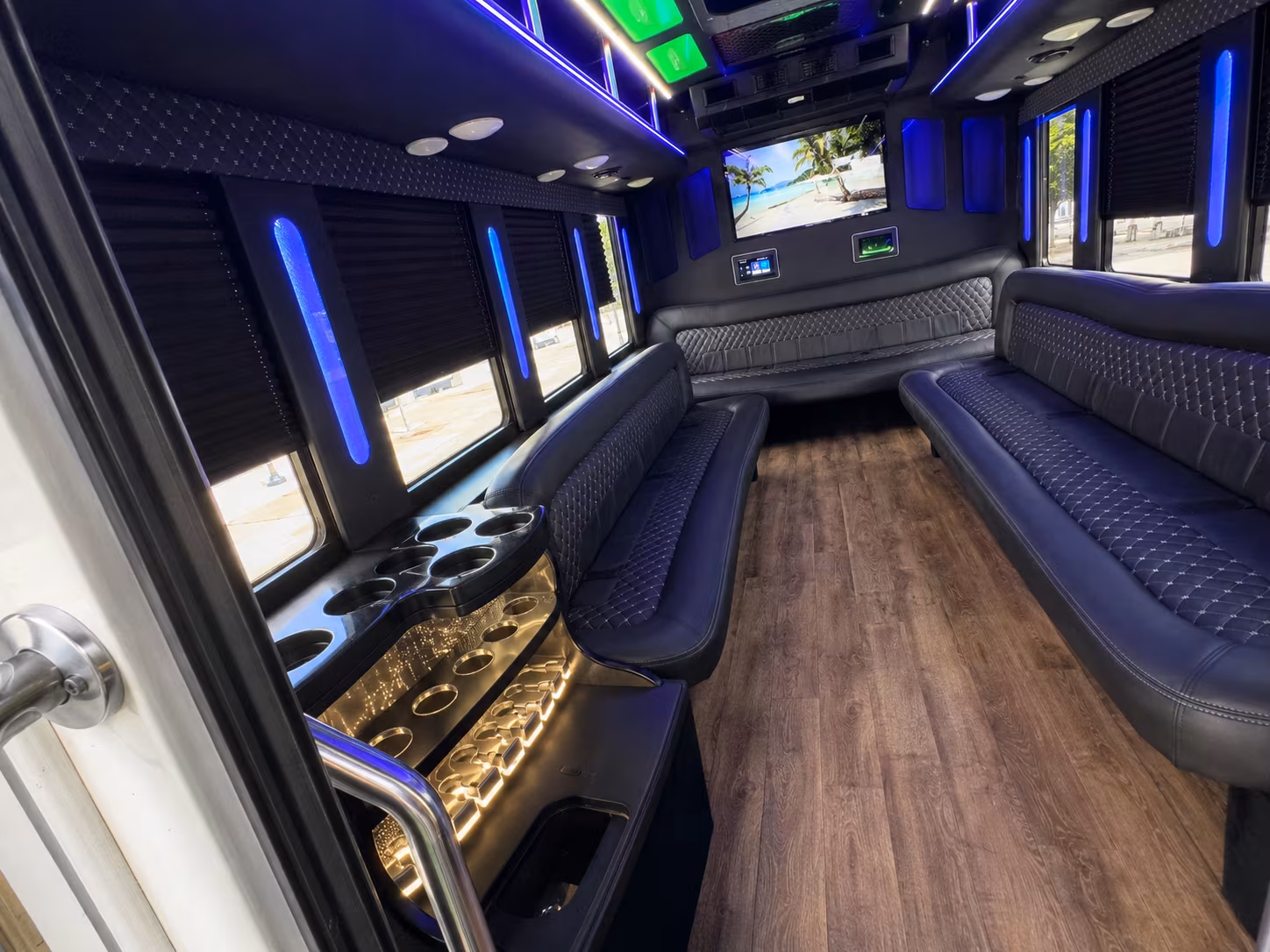 kirkland night out party bus rental