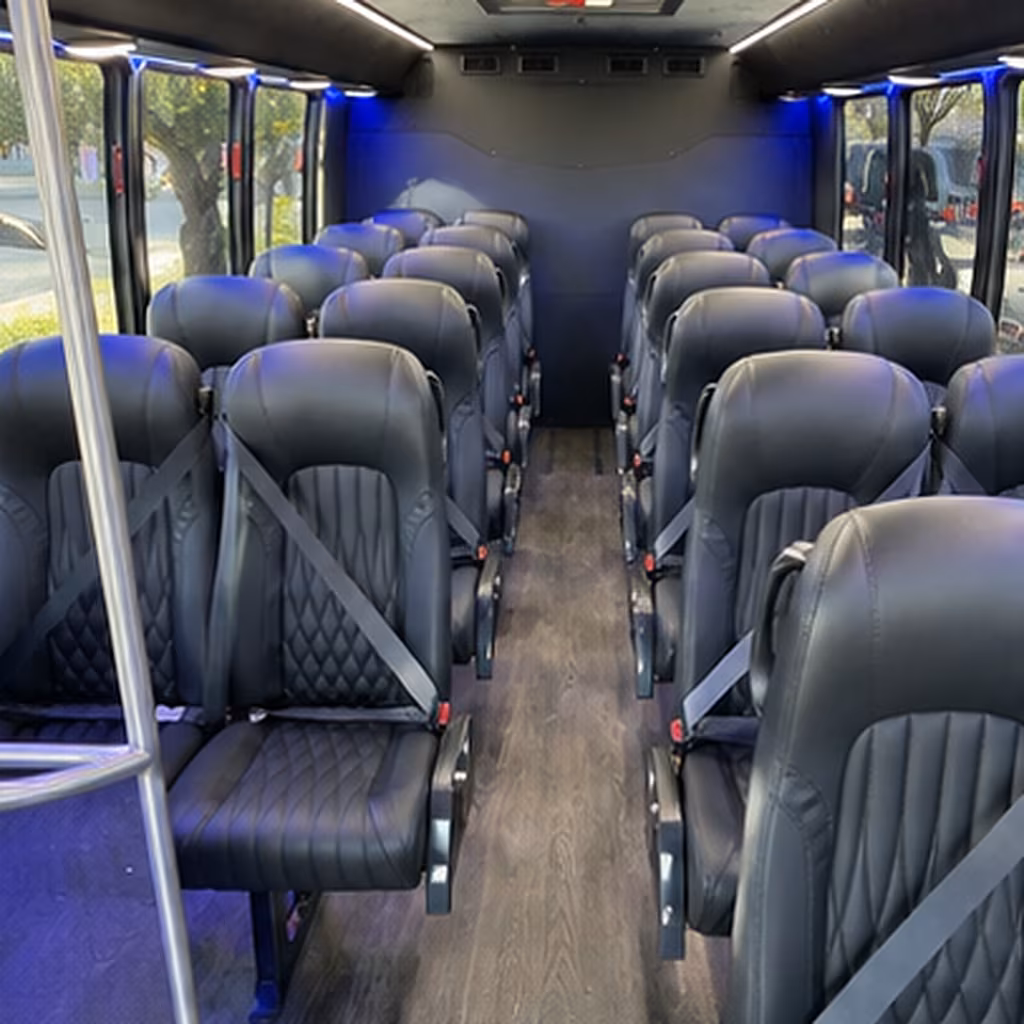 minibus and sprinter van rentals for small group kirkland field trips