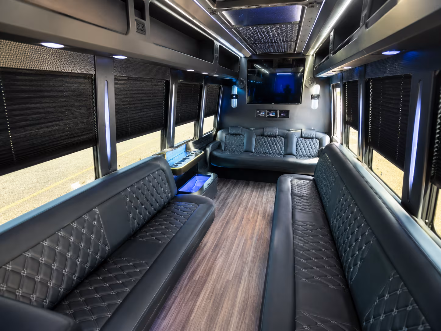 party bus rentals for kirkland area proms