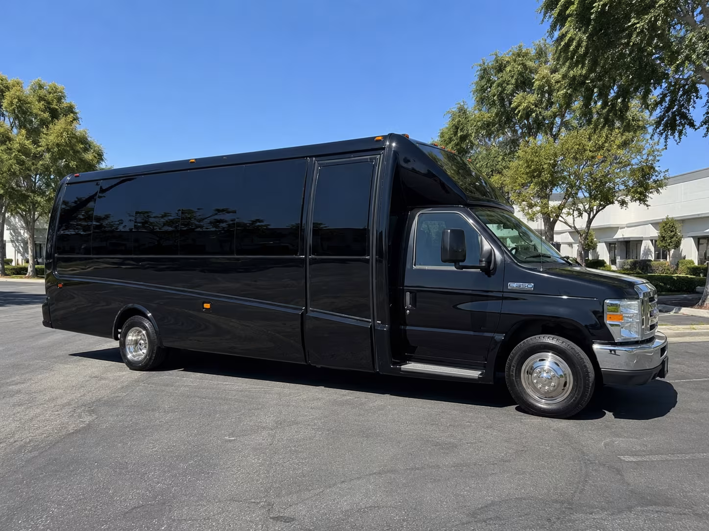 party buses for kirkland bachelorette and bachelor celebrations