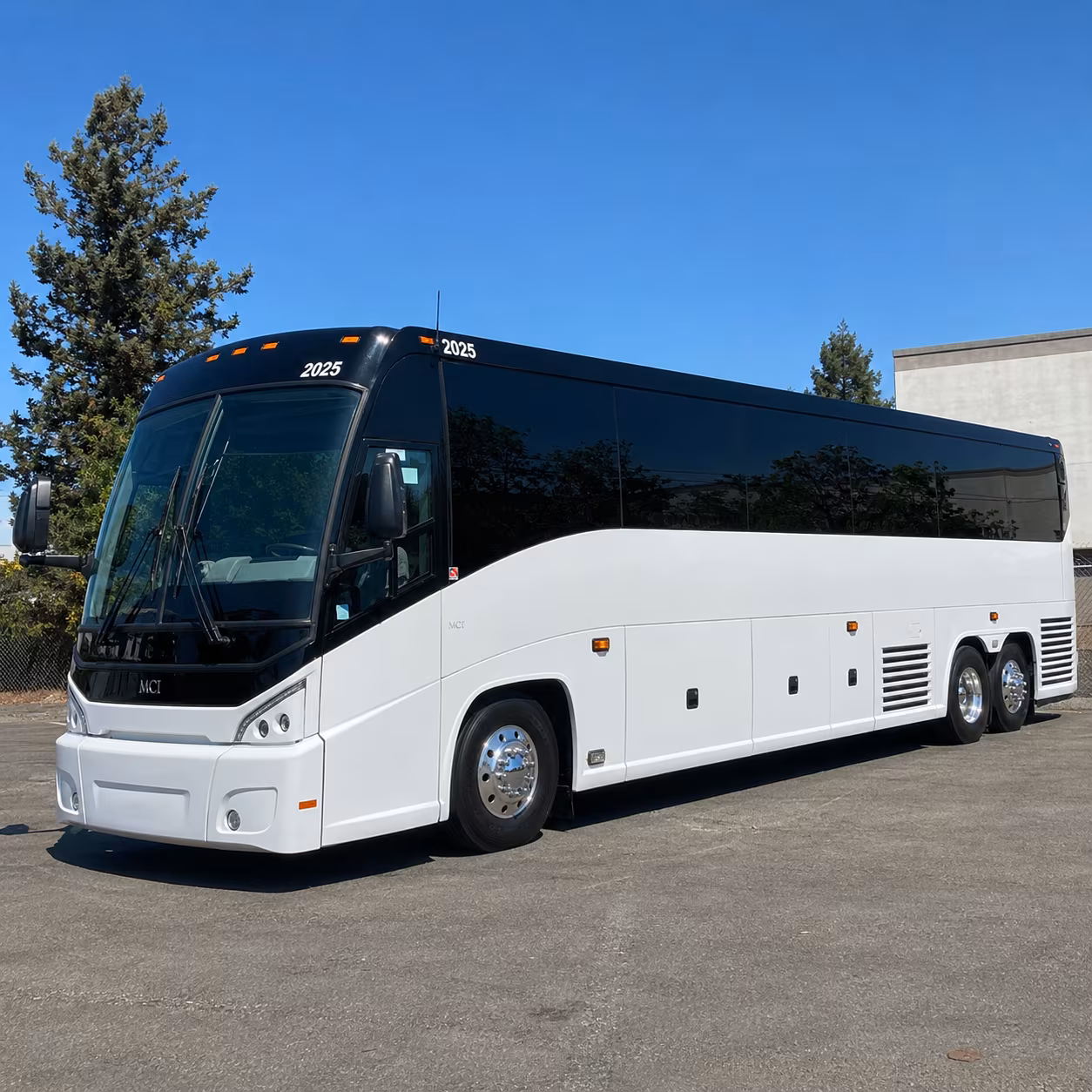 weekly worship shuttle buses for kirkland congregations